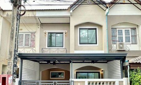 ขายทาวน์เฮาส์ - ขายทาวน์เฮ้าส์ 22.5 ตร.ว หมู่บ้านบัวทองธานีพาร์ค(ซอย3) 4 ห้องนอน รีโนเวทใหม่สวย ต้นซอยหลังบ้านไม่ติดใคร