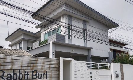 ขายบ้าน - คุ้มที่สุดในย่านนี้!! บ้านเดี่ยว 2 ชั้น หลังใหญ่ เฟอร์ครบพร้อมอยู่ ทำเลทอง ซ.รัชดา-รามอินทรา3 ใกล้ห้าง รถไฟฟ้าฯ