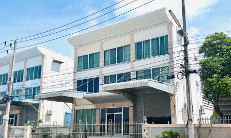 ขายโรงงาน / โกดัง - ขายโรงงานอยู่ในโครงการเสรีแฟคตอรี่แลนด์เนื้อที่198.3ตรว. ต.พันท้ายนรสิงห์ อ.เมืองจ.สมุทรสาคร