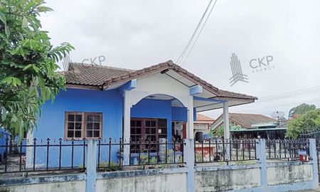 ขายบ้าน - บ้านเดี่ยว สิริศา 4 ติดถ.สุขุมวิท ใกล้บุญถาวรสัตหีบ 64 ตร.วา บ้านหลังมุม พื้นที่เยอะ