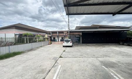 ขายอพาร์ทเม้นท์ / โรงแรม - ขายกิจการห้องพัก 35 ห้องพร้อมที่ดิน 1ไร่ 51 ตรว.มิตรภาพซอย 4/8 ใกล้ห้างเดอะมอลล์ เมืองนครราชสีมา จังหวัด นครราชสีมา
