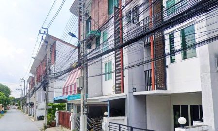 ให้เช่าทาวน์เฮาส์ - เมืองทองธานี 4นอน เซ็นทรัล แจ้งวัฒนะ 700ม. ให้เช่า ทาวน์โฮมหลังมุม 3.5 ชั้น 352 ตร.ม. MRTแจ้งวัฒนะปากเกร็ด 28 800 ม.