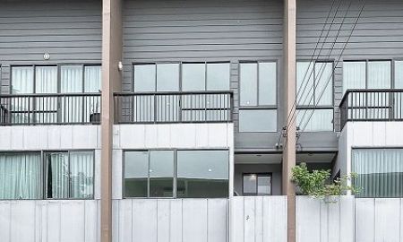 ขายทาวน์เฮาส์ - ขายทาวน์โฮม 3 ชั้น บ้านกลางเมือง พระราม 9 - กรุงเทพกรีฑา(ตัดใหม่) ถนนกาญจนาภิเษก สะพานสูง กทม.