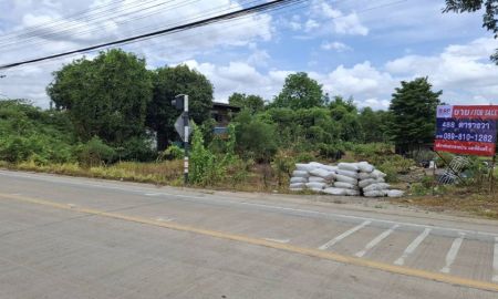 ขายที่ดิน - ขายด่วน ที่ดินแปลงสวย หน้าตลาดชุมพลพาณิชย์