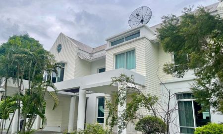 ขายบ้าน - ขายบ้านเดี่ยว 2 ชั้น สไตล์ modern classic หลังใหญ่ที่สุดในโครงการ