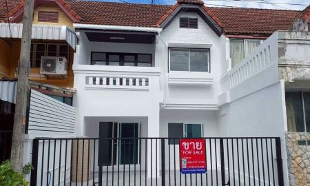 ขายทาวน์เฮาส์ - ขายทาวน์เฮ้าส์ 2 ชั้น รีโนเวทใหม่ หมู่บ้านรินรดา ซอยนวลจันทร์ 24 เขตบึงกุ่ม ขนาด 28.5 ตร.ว. ใกล้แฟชั่นไอส์แลนด์
