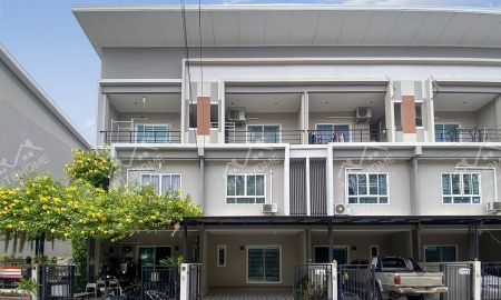 ขายทาวน์เฮาส์ - ทาวน์โฮม 3 ชั้น วิชั่น สมาร์ท ไลฟ์ สถานีรถไฟฟ้าบางพลู-รัตนาธิเบศร์ ต่อเติมครบพร้อมอยู่ ทำเลดีใกล้รถไฟฟ้า
