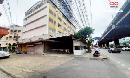 ขายทาวน์เฮาส์ - ขายทาวน์โฮม 5 ชั้น บรมราชชนนี 8/1 พื้นที่ 34.4 ตร.วา ใกล้เซ็นทรัลปิ่นเกล้า