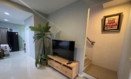 ให้เช่าทาวน์เฮาส์ - ให้เช่า ทาวน์โฮม 3 ชั้น ม.Plex residence เกษตร-นวมินทร์ บ้านสวย มีเฟอร์นิเจอร์ พร้อมอยู่ ราคา 38,000 บาท