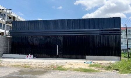 ให้เช่าโรงงาน / โกดัง - ให้เช่าโกดังขนาด 134 ตรม เฉลิมพระเกียรติร.9 ใกล้สนามบินสุวรรณภูมิ สวนหลวงถนนบางนาตราด รามคำแหง2
