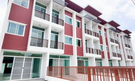 ขายอาคารพาณิชย์ / สำนักงาน - ขายอาคารพาณิชย์ มี2คูหา โซนป่าตัน Home office ใกล้ศูนย์ราชการเชียงใหม่ อาคาร3ชั้น ราคา 3.9ล้าน