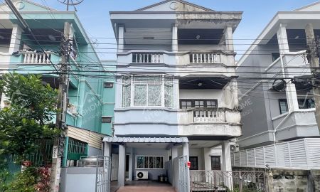 ขายทาวน์เฮาส์ - ทาวน์โฮม 3 ชั้น พิบูลย์การ์เด้นวิลล์ ถ.พิบูลย์สงคราม-พระราม 5 ต่อเติมครบ ทำเลดีติดถนนใหญ่ ใกล้รถไฟฟ้า