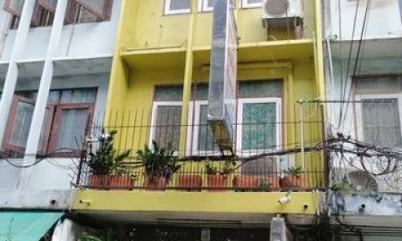 ขายทาวน์เฮาส์ - ขายตึกแถว 4 ชั้น หมู่บ้านเพชรไผ่เงิน ทำเลค้าขาย ซอยสาธุฯ 20 ใกล้พระราม 3