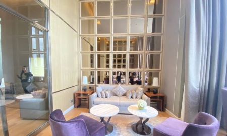 ขายคอนโด - ขายคอนโด แมกโนเลียส์ วอเตอร์ฟรอนท์ เรสซิเดนซ์ Luxury ทั้งห้อง และทำเลก็ Luxury พื้นที่ 112 ตรม