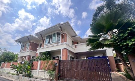 ให้เช่าบ้าน - บ้านให้เช่า เอกมัย-ทองหล่อ 4ห้องนอน5ห้องน้ำ ขนาด 400 ตร.ว.