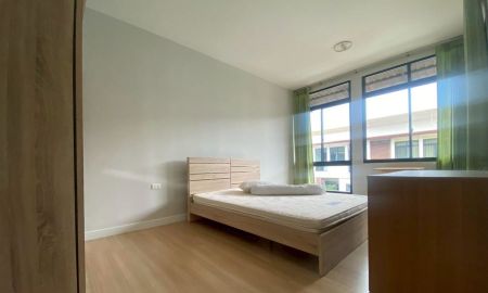 ขายทาวน์เฮาส์ - ขายทาวน์โฮมสามชั้น โครงการซิกเนเจอร์ วิภาวดี 60 บ้านสวยทำเลดี พร้อมอยู่