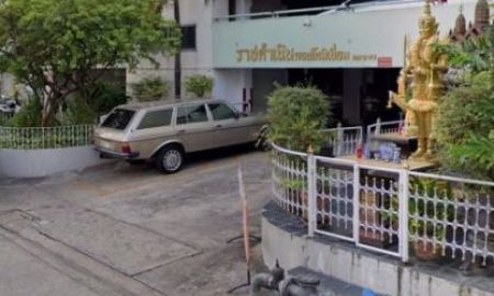 ให้เช่าคอนโด - ให้เช่าราชดำเนิน คอนโดมิเนียม ชั้น 5 ขนาด 113 ตร.ม. ใจกลางเมือง ใกล้ตลาดโบ๊เบ๊