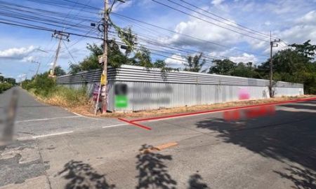 ขายที่ดิน - ขายที่ดินถมแล้ว 5 ไร่ ซ.คลองสี่ตะวันออก 57 เลียบคลองสี่ คลองหลวง ปทุมธานี ผังสีชมพู ติดถนน 2 ด้าน ใกล้มอเตอร์เวย์คลอง 4 เพียง 400 เมตร