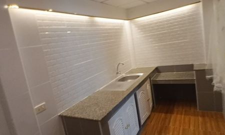 ขายทาวน์เฮาส์ - 4ห้องนอนขายหมู่บ้านชอรุ่งเรืองหก20วาใกล้เทศบาลบางบัวทอง