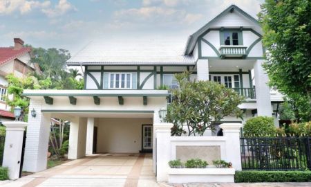 ขายบ้าน - บ้านสวยรีโนเวทใหม่ 2 หลัง แปลงมุม 205.4 ตร.ว 4 ห้องนอน 6 ห้องน้ำ พร้อมสวนน้ำตก ในหมู่บ้านลัดดารมย์ อิลิแกนท์