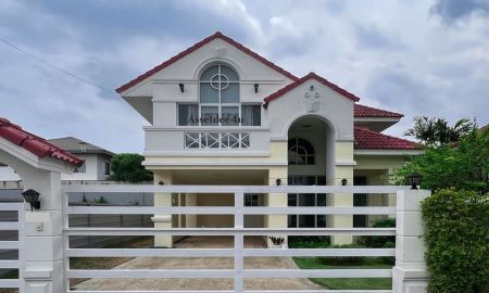 ให้เช่าบ้าน - ให้เช่าบ้านเดี่ยวหลังใหญ่ เนื้อที่ 90 ตร.ว. หมู่บ้านบารเมษฐ์ เฉลิมพระเกียรติ62 เฟอร์นิเจอร์ครบ รับสัตว์เลี้ยง จดทะเบียนบริษัทได้