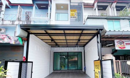 ขายทาวน์เฮาส์ - ขายโฮมออฟฟิศ 3.5 ชั้น รีโนเวทใหม ซอยบางปลา12 รร.สาธิตบางนา ถนนเทพารักษ์