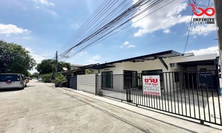 ขายบ้าน - ขายบ้านเดี่ยว 1 ชั้น หมู่บ้านบัวขาว ถนนรามคำแหง ซอยบัวขาว 39