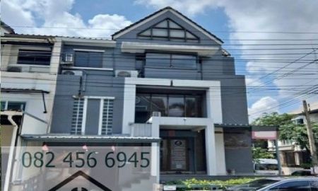 ให้เช่าทาวน์เฮาส์ - For Rent ให้เช่าทาวน์โฮม 3.5 ชั้น ย่านทาวน์อินทาวน์ ซอยลาดพร้าว 94 เข้าซอยไม่ลึก / หลังมุม