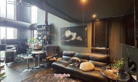 ขายคอนโด - ขายคอนโด มือสอง ห้อง Duplex (ตกแต่งเกือบล้าน) (Blak mens style decoration) ขายขาดทุน ฟรีโอน ห้องมุม คอนโด ละติจูด ใกล้ม.เอแบค บางนา