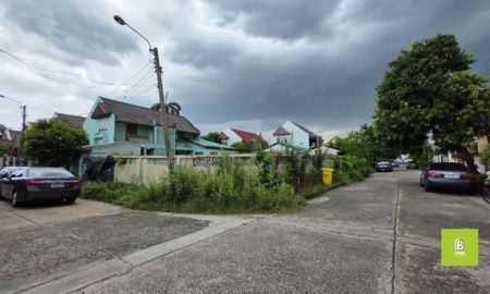 ขายที่ดิน - ขายที่ดินเปล่า หมู่บ้านลานทอง แปลงสี่เหลี่ยมสวย