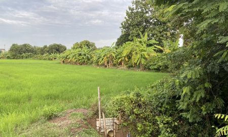 ขายที่ดิน - ขายที่ดิน 1 ไร่ 3 งาน ติดถนนดำ ต.เมืองเก่า อ.พนมสารคาม ห่างจากถนน 304 เข้าซอย 1.7 กม (วัดโพธิ์ใหญ่)