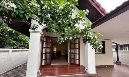 ให้เช่าบ้าน - เช่า บ้านเดี่ยว หมู่บ้านลาซาลนิเวศน์ ซอยลาซาล22 ใกล้ BTSแบริ่ง เดินทางสะดวก