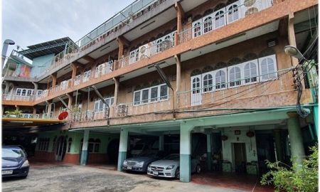 ขายที่ดิน - ขายที่ดิน 209 ตร.ว. ถนนบรรทัดทอง แถมตึก 3 ชั้น พร้อมลิฟท์ 2ตัว