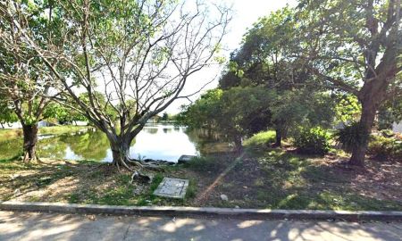 ขายที่ดิน - ขายที่ดินหมูบ้านเมืองทอง ปุณณวิถี สุขุมวิท ที่ดินพร้อมบ้านเกา 100 ตร.ว สภาพแวดล้อมดี ใกล้ทะเลสาบเมืองทอง ใกล้ศรีนครินทร์ บางนา ห้างซีคอน เซ็นทรัล