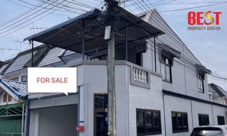 ขายทาวน์เฮาส์ - ขายทาวน์เฮ้าส์ 2 ชั้น หลังมุม ต่อเติมพร้อมอยู่ บ้านอยู่เจริญ 1 ธัญบุรี ปทุมธานี ทำเลดี เดินทางสะดวก