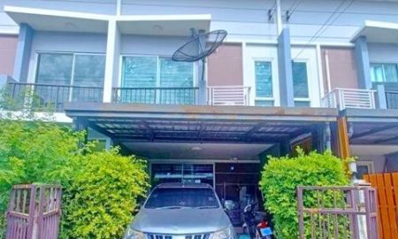 ให้เช่าทาวน์เฮาส์ - ทาวน์โฮม 2 ชั้น สไตล์โมเดิร์น บรรยากาศ โปร่งโล่ง สบาย 3 นอน 2 น้ำ รร.เตรียมบัณฑิต 2.6 กม. แหล่งชุมชน ช้อปปิ้ง ตลาดลาดสวาย 1.1 กม.