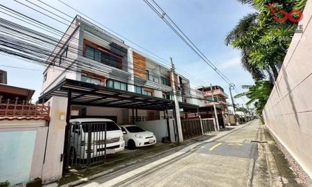 ขายทาวน์เฮาส์ - ขายทาวน์โฮม 3ชั้น ลาดพร้าว 71 โชคชัย4 สังคมสังเคราะห์ ใกล้MRT ทางด่วน