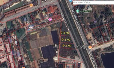 ขายที่ดิน - ขายที่ดินสวย ข้างตลาดน้ำ 4 ภาค พัทยา 392 วา มี 3 แปลง ติดถนนเลียบทางรถไฟ