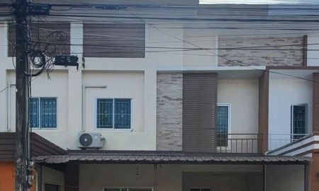 ขายทาวน์เฮาส์ - ขายทาวเฮ้าส์ หมู่บ้าน The Fisrt Home ลำลูกกาคลอง 2 จ.ปทุมธานี