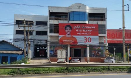 อาคารพาณิชย์ / สำนักงาน - ให้เช่าหรือขายอาคาร 3 ชั้นครึ่ง (มีชั้นลอย) ทำเลดี เดินทางสะดวก อ.หนองแค จ.สระบุรี