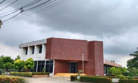 ขายที่ดิน - ที่ดินพร้อมสิ่งปลูกสร้าง พื้นที่ 110 ไร่ 3 งาน 35 ตารางวา ติดถนนพหลโยธินขาออก ระหว่าง กม. 45-46