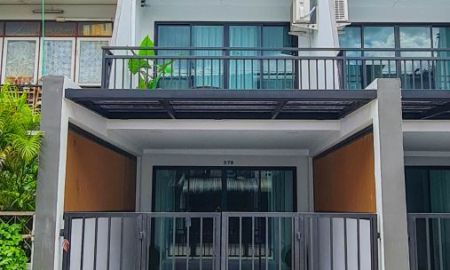ขายบ้าน - ขาย ทาวน์เฮ้าส์ 3ชั้น ย่านลาดพร้าว ทำเลดี ใกล้รถไฟฟ้า รีโนเวทใหม่ ถ.ลาดพร้าว109 แยก3 บางกะปิ รามคำแหง แถมเฟอร์จัดเต็ม พร้อมอยู่