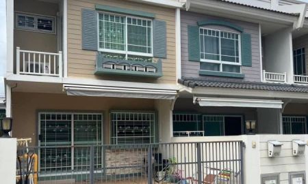 ขายทาวน์เฮาส์ - ขายบ้าน หมู่บ้านอินดี้ 2 หลังเมกะบางนา (บ้านหลังมุม)