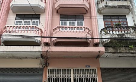 ให้เช่าอพาร์ทเม้นท์ / โรงแรม - ให้เช่า ตึกแถว 4 ชั้น ซอย เสรีไทย 32 เนื้อที่ 18 ตารางวา