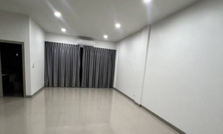 ให้เช่าอาคารพาณิชย์ / สำนักงาน - ให้เช่าออฟฟิศ ติดถนน ทำเลทอง ใจกลางเมือง โครงการพรีเมี่ยมเพลส 10 เกษตร-นวมินทร์ รามอินทรา จังหวัดกรุงเทพมหานคร