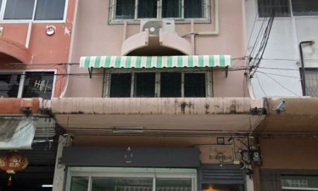 อาคารพาณิชย์ / สำนักงาน - เจ้าของขายเอง - ให้เช่า 1ร้านค้า-ออฟฟิศ และชั้นบน มี2ห้องเช่า ห้องน้ำในตัวแต่ละชั้น + 1ห้องแม่บ้าน อยู่ต้นซอยนวมินทร์105 เช่าระยะยาวราคาพิเศษ