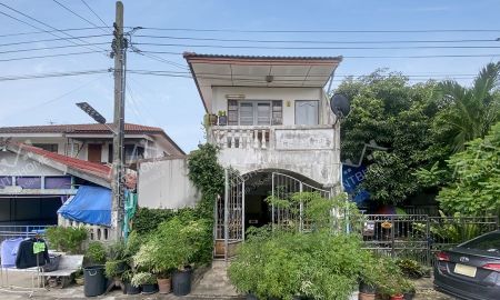 ขายทาวน์เฮาส์ - หมู่บ้านพระปิ่น 2 ติดถนนบรมราชชนนี ใกล้เซ็นทรัลปิ่นเกล้า ม.มหิดล ,ทางด่วน กาญจนาภิเษก