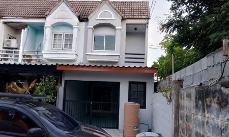 ขายทาวน์เฮาส์ - ขายทาวน์เฮ้าส์2ชั้นหลังริม ม.สี่ชัยวิลล่า ซ.โกสุมรวมใจ38 ดอนเมือง 16 ตร.วา 1.69ล้าน 2นอน 2น้ำ