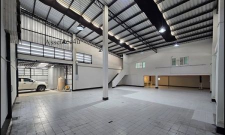 ให้เช่าโรงงาน / โกดัง - ให้เช่าโกดังมีออฟฟิศ พื้นที่รวม 490 ตร.ม. ย่านลาดพร้าว ใกล้รถไฟฟ้า ใกล้MRTลาดพร้าว