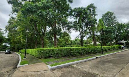 ขายที่ดิน - ขายด่วน ที่ดินเปล่า ในโครงการ มบ.สารินปาร์ค เนื้อที่ 437.7 ตรว. (แปลงมุม) แปลงสวย ซ. รัชดา 66 แขวงบางซื่อ เขตบางซื่อ